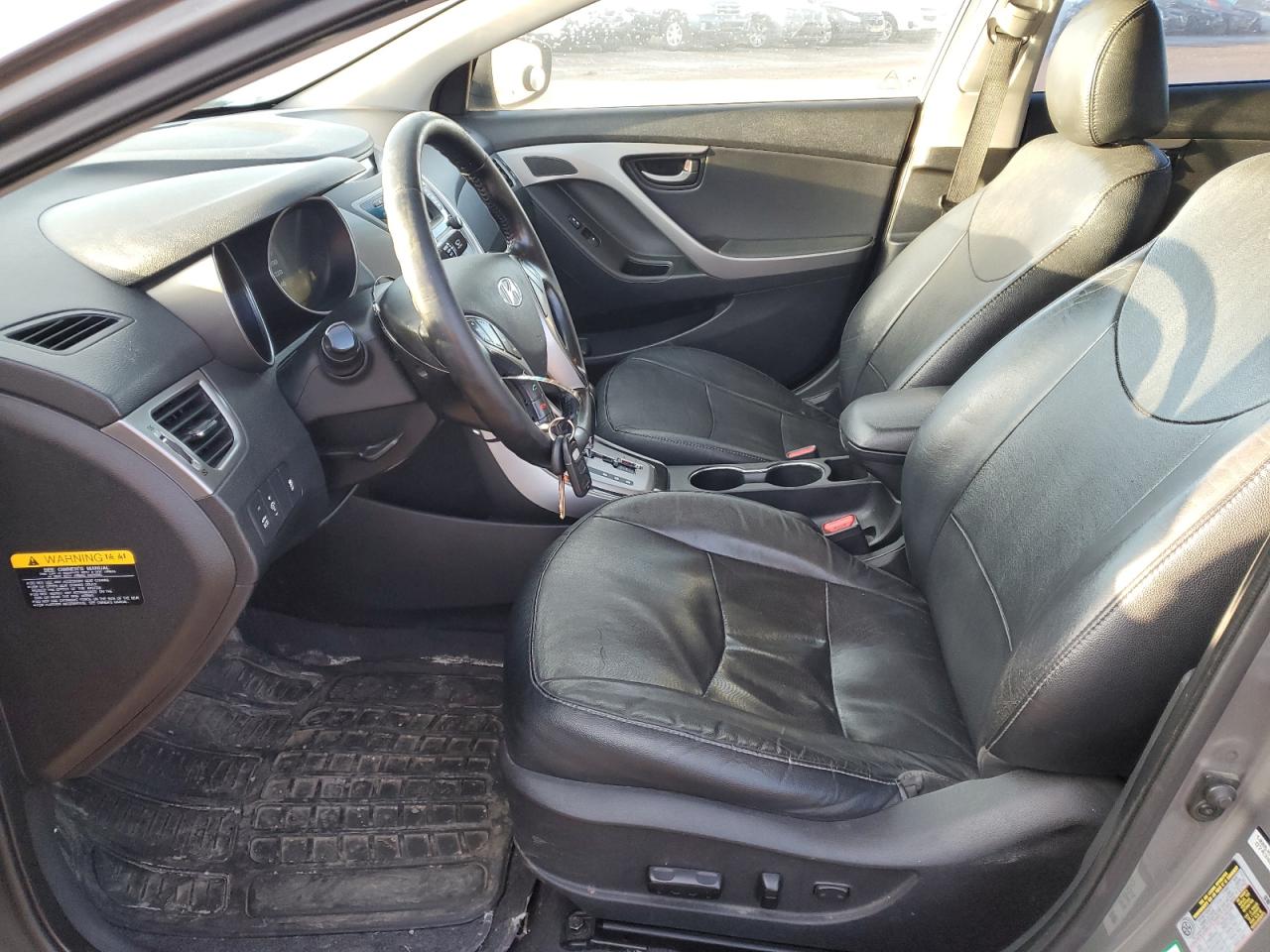 2013 Hyundai Elantra - Image 7