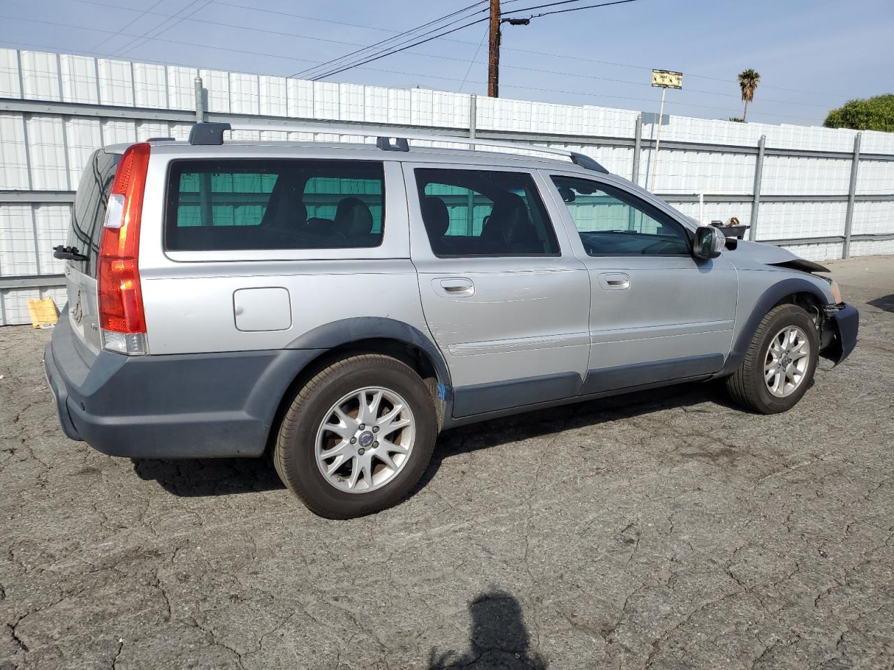 2007 Volvo XC70 - Image 3