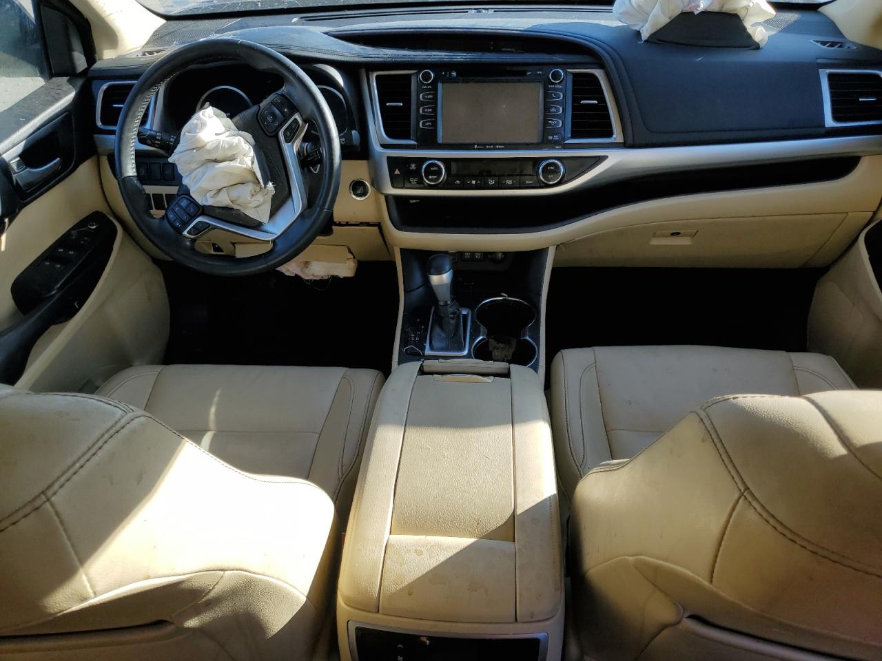 2017 Toyota Highlander - Image 8
