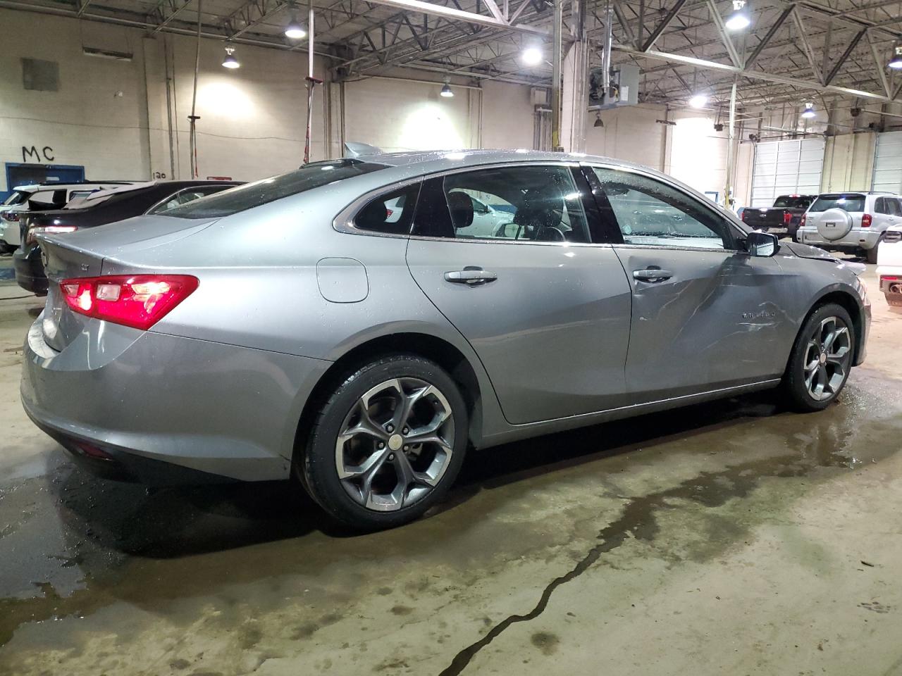 2023 Chevrolet Malibu - Image 3