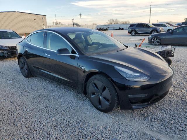  TESLA MODEL 3 2018 Чорний