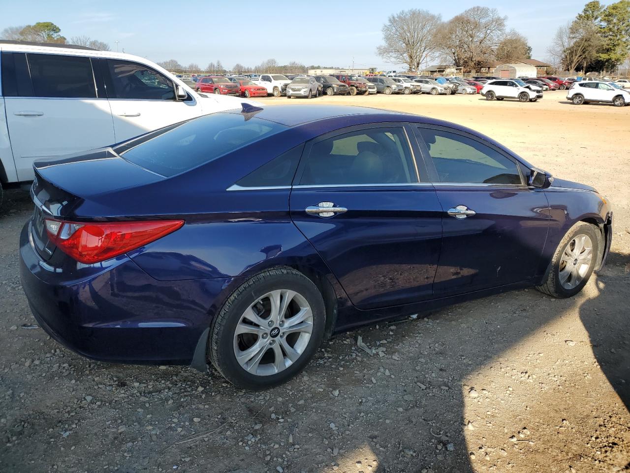 2013 Hyundai Sonata - Image 3