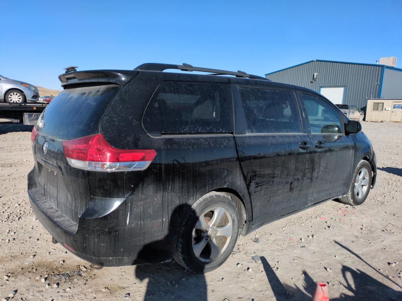 2013 Toyota Sienna - Image 3