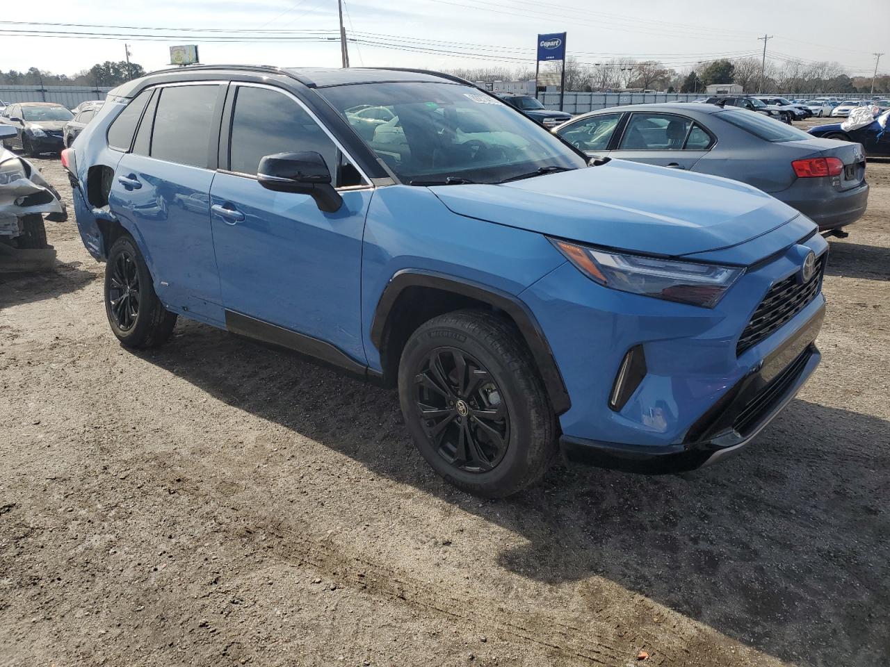 2022 Toyota RAV 4 - Image 4
