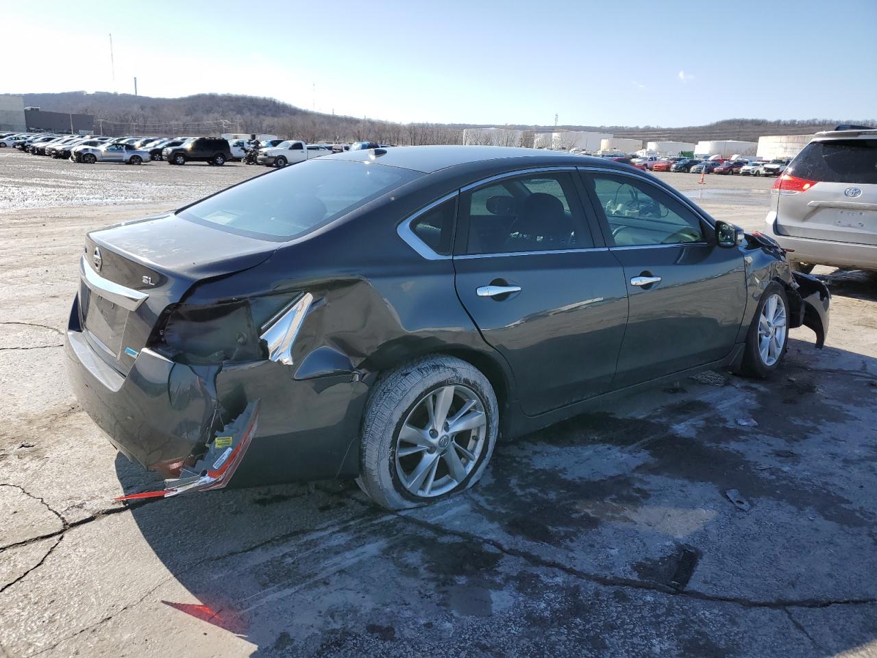 2013 Nissan Altima - Image 3