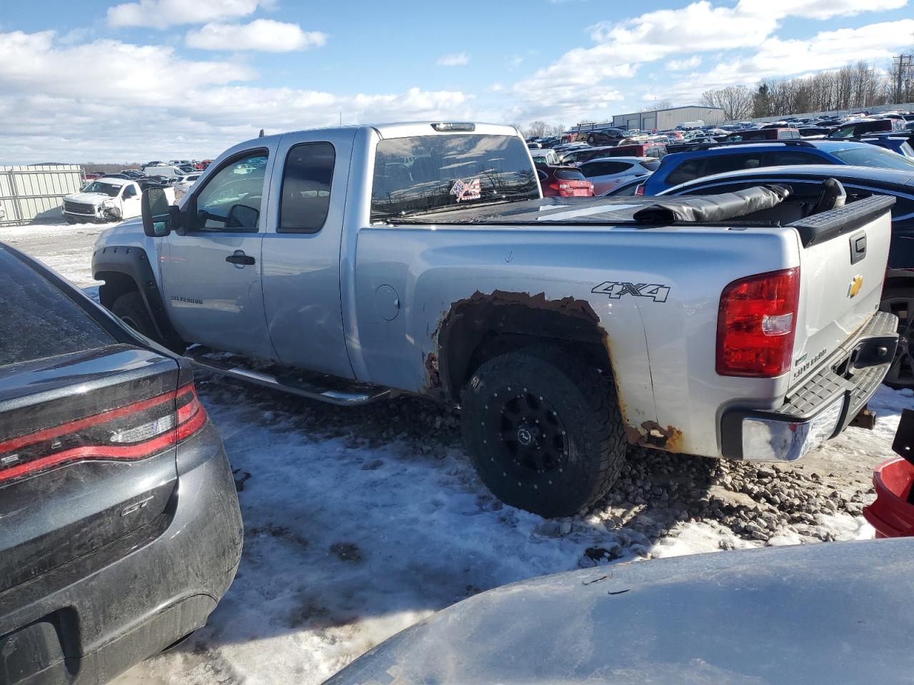 2012 Chevrolet Silverado - Image 2