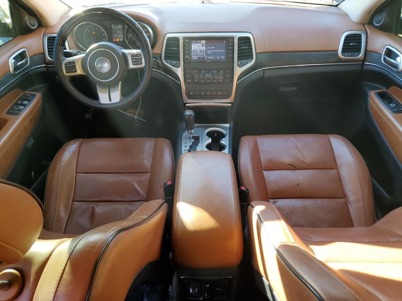 2012 Jeep Grand Cherokee - Image 8