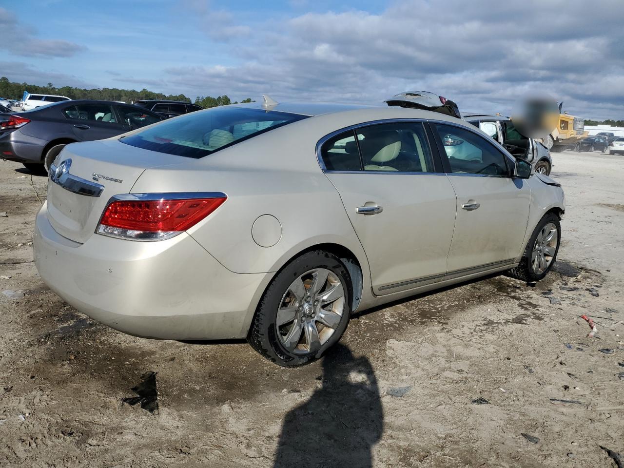 2011 Buick LaCrosse - Image 3