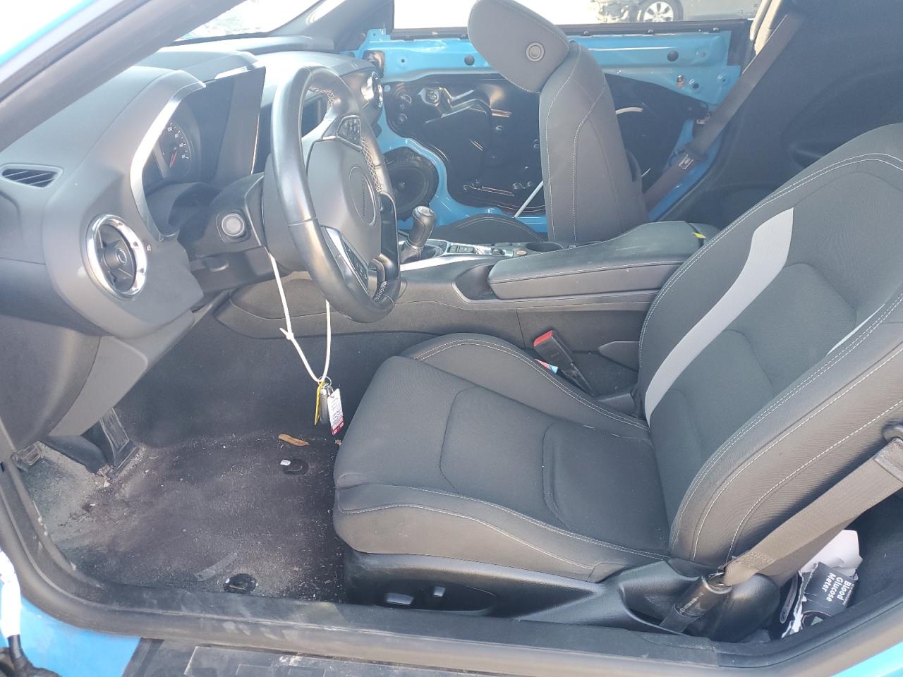 2023 Chevrolet Camaro - Image 7