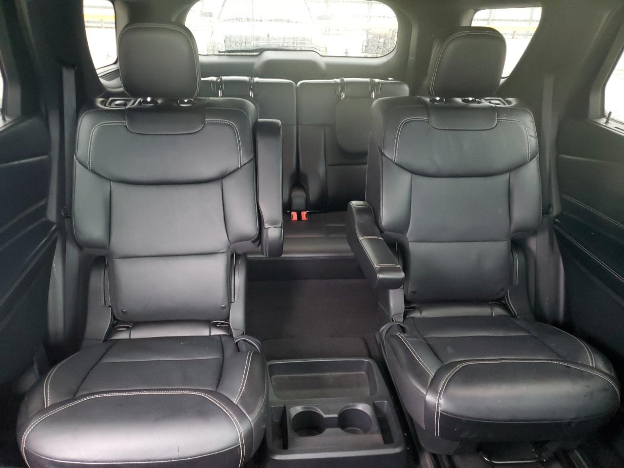 2020 Ford Explorer - Image 10