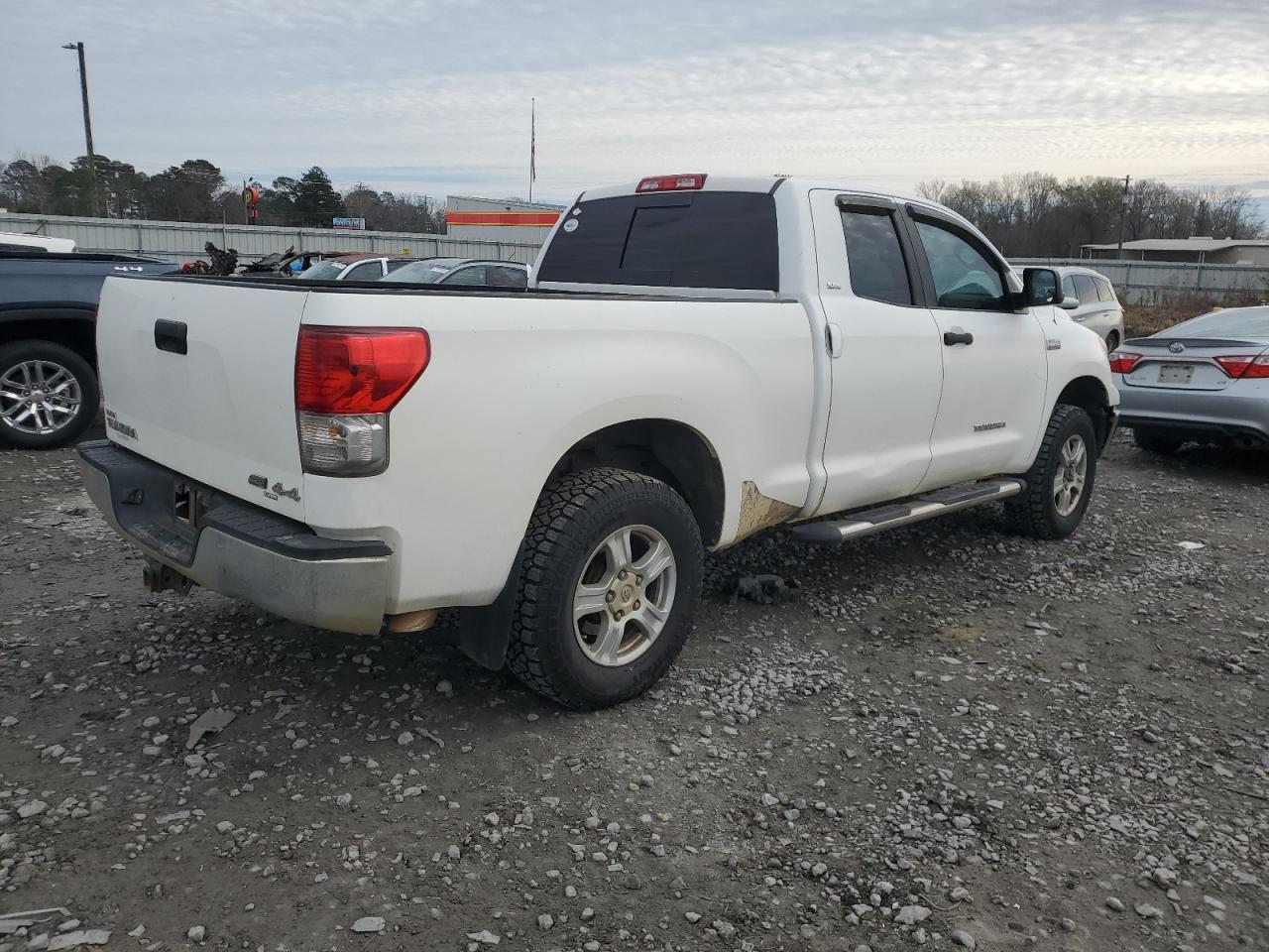 2011 Toyota Tundra - Image 3