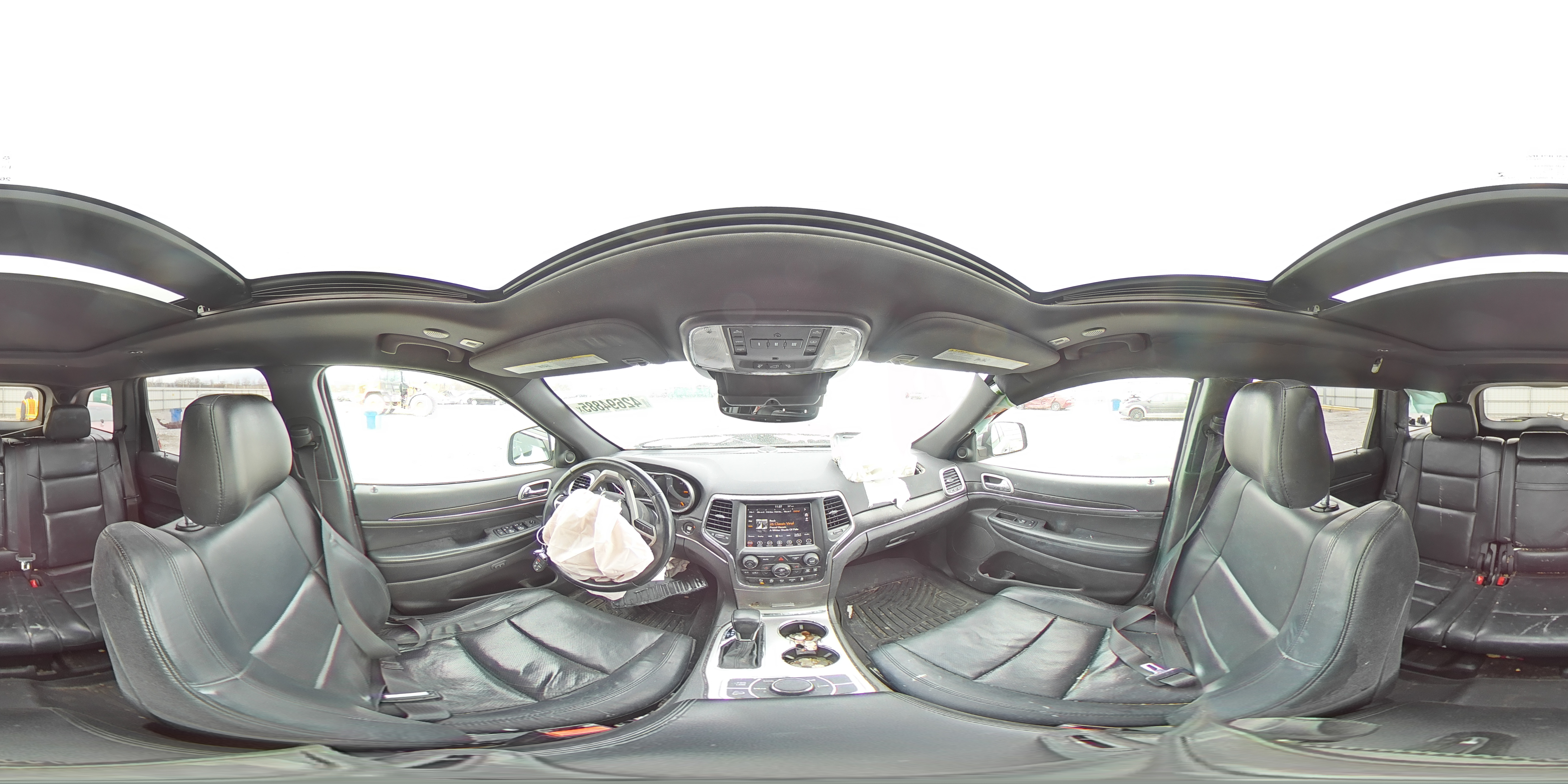 2018 Jeep Grand Cherokee - Image 13