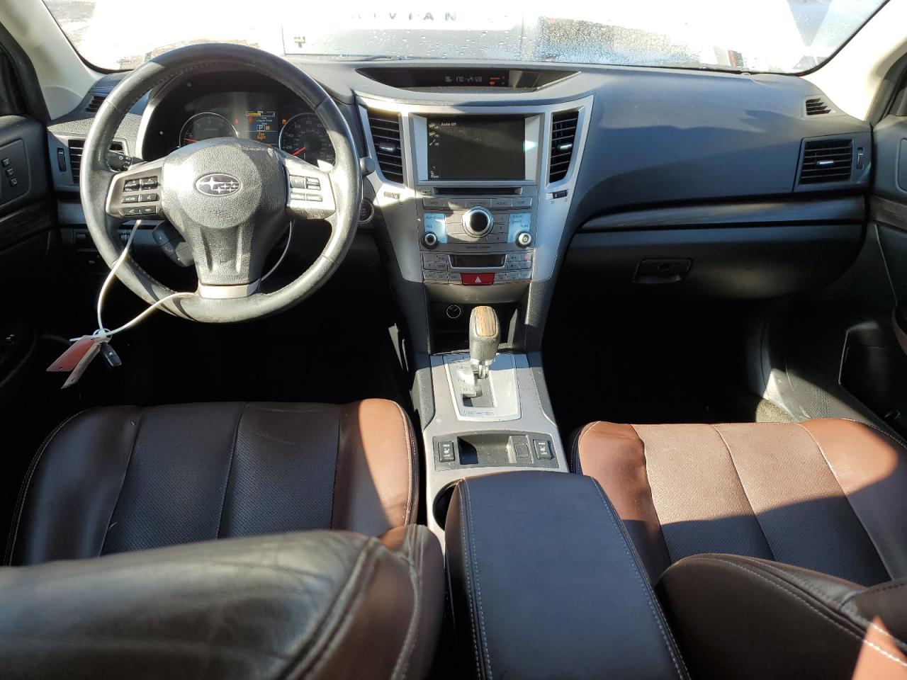 2014 Subaru Outback - Image 8