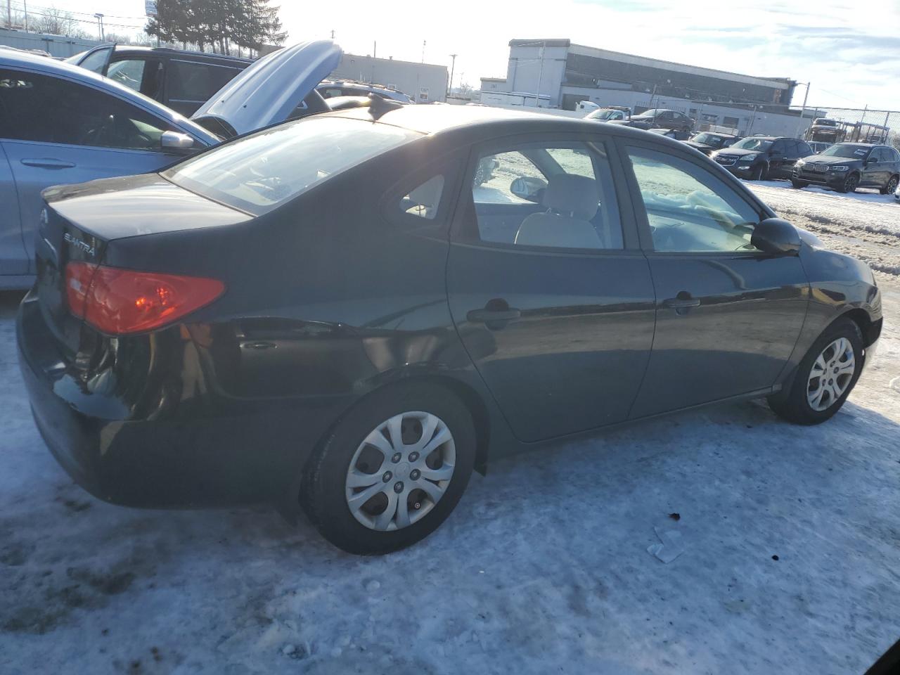 2009 Hyundai Elantra - Image 3