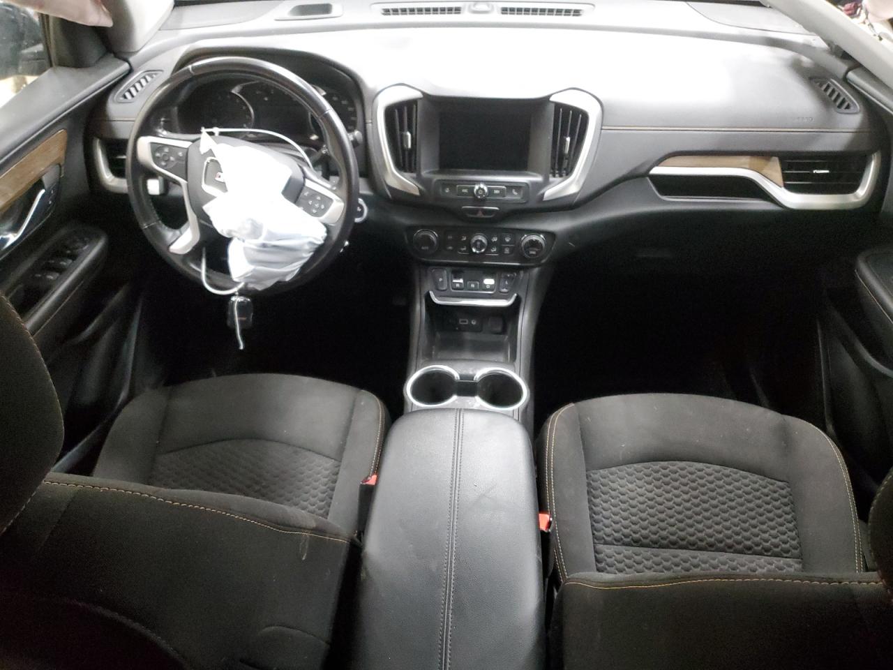 2020 GMC Terrain - Image 8