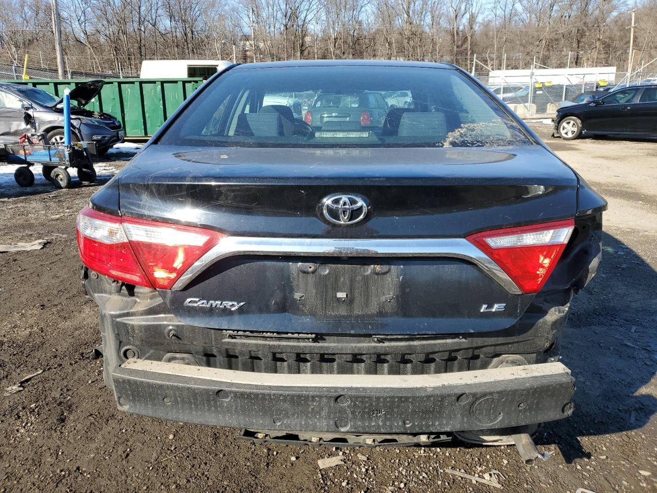 2016 Toyota Camry - Image 6