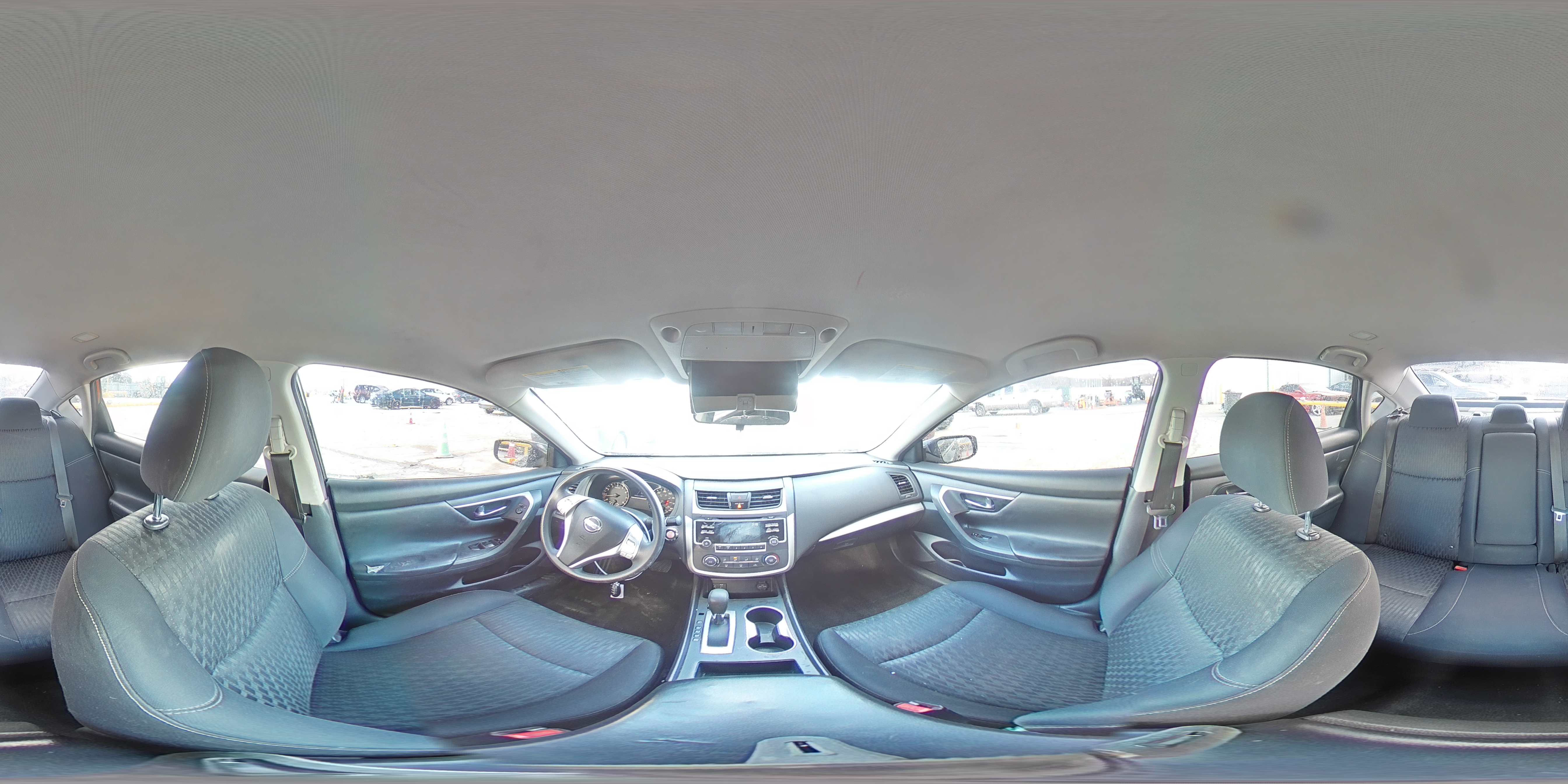 2018 Nissan Altima - Image 15