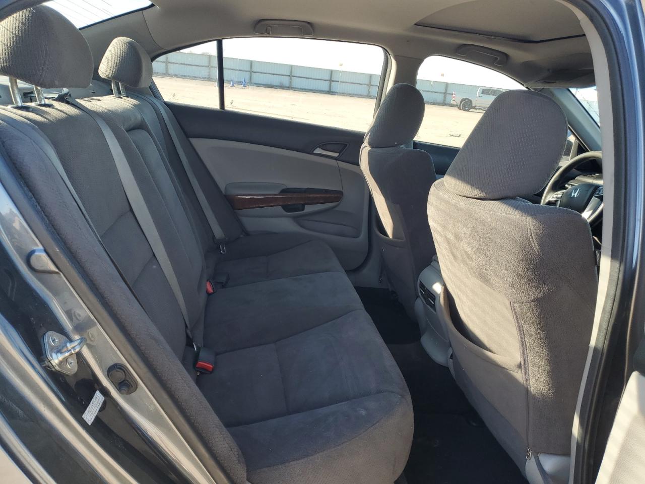 2012 Honda Accord - Image 10