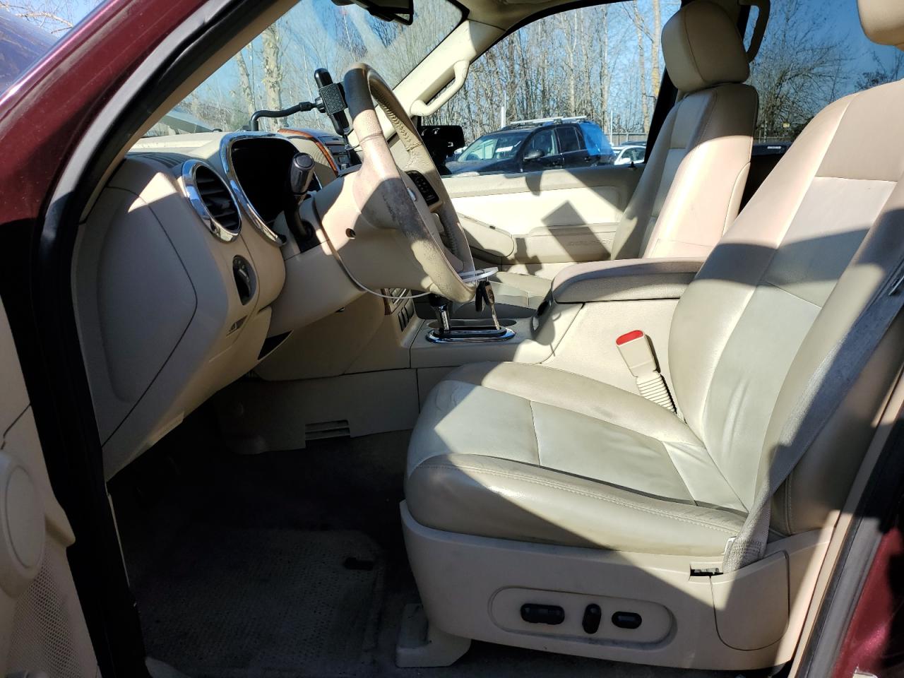 2006 Ford Explorer - Image 7