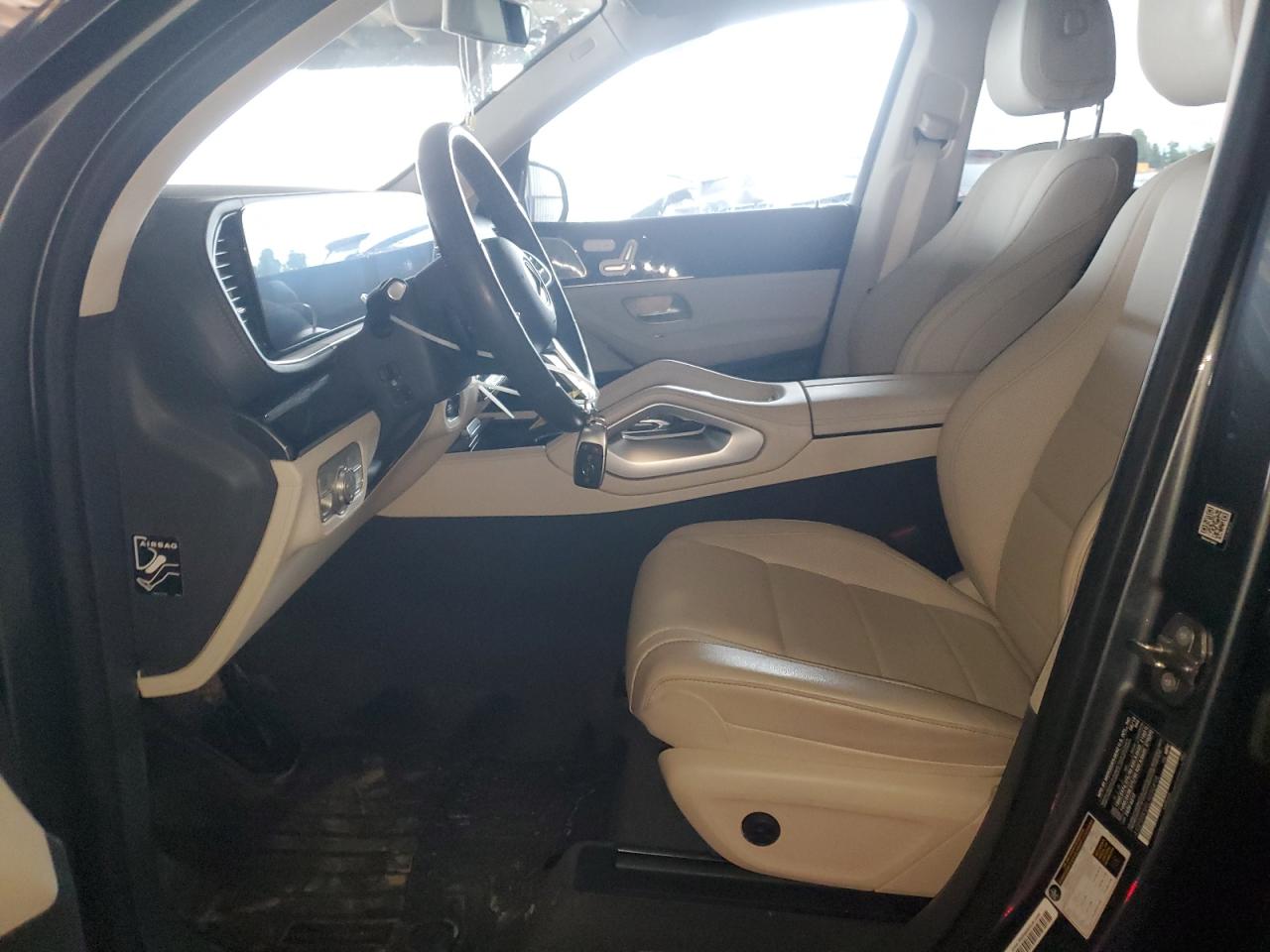 2020 Mercedes-Benz GLE - Image 7