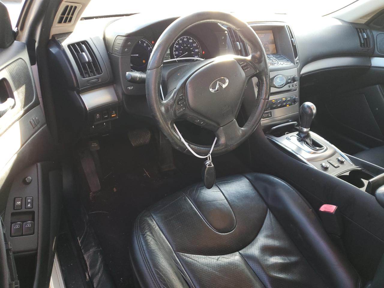2011 Infiniti G - Image 8