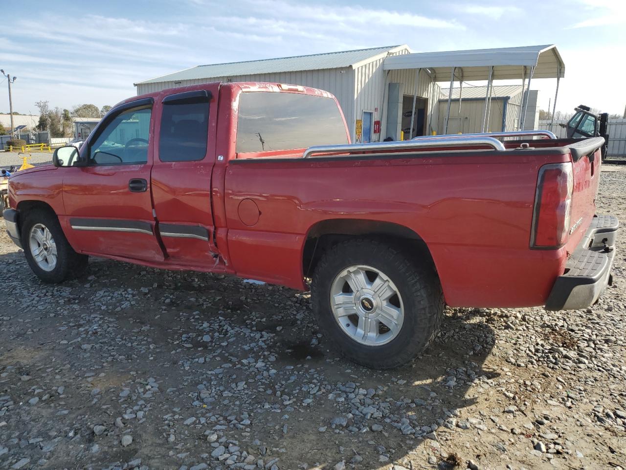 2004 Chevrolet Silverado - Image 2