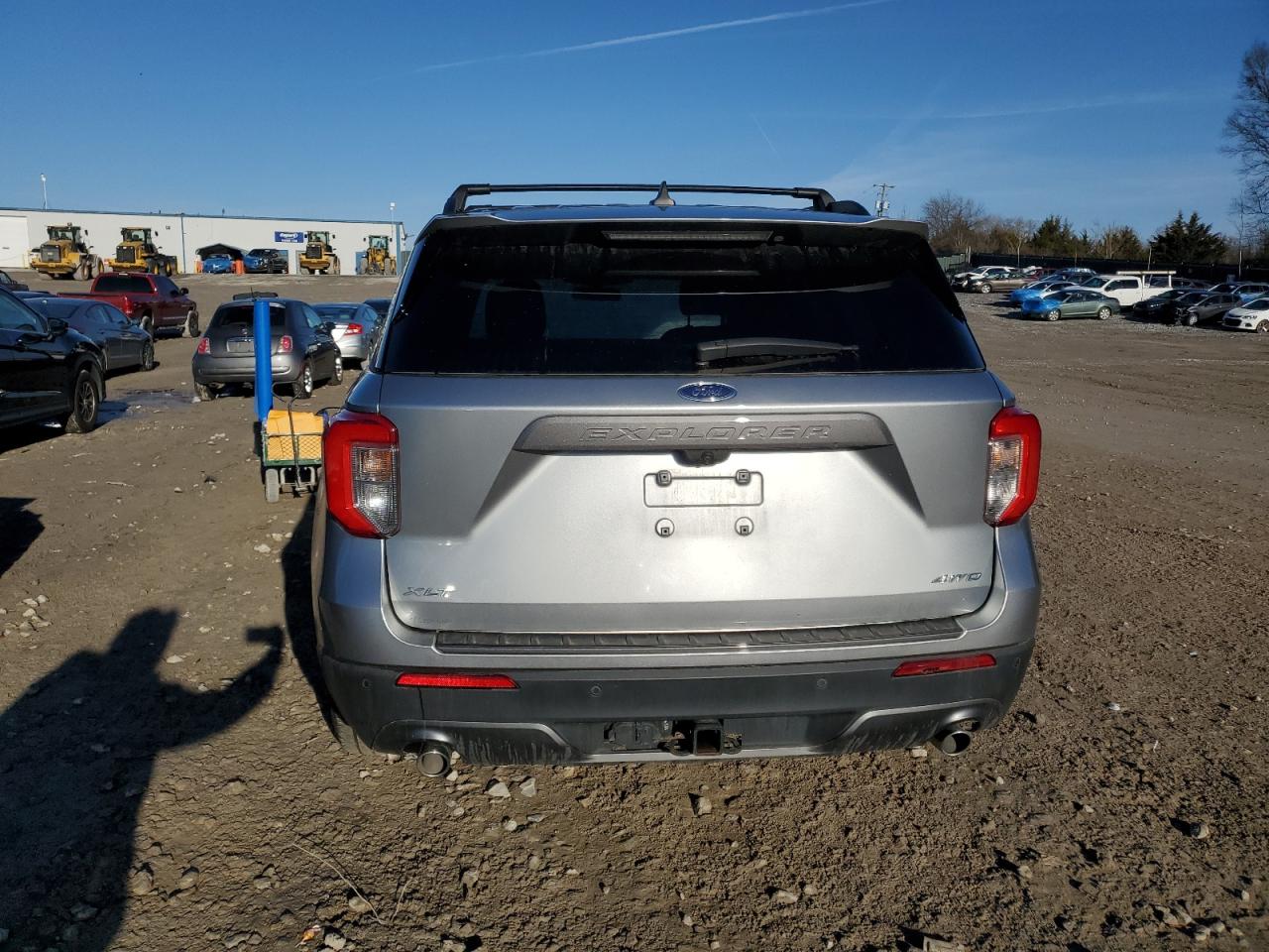 2022 Ford Explorer - Image 6