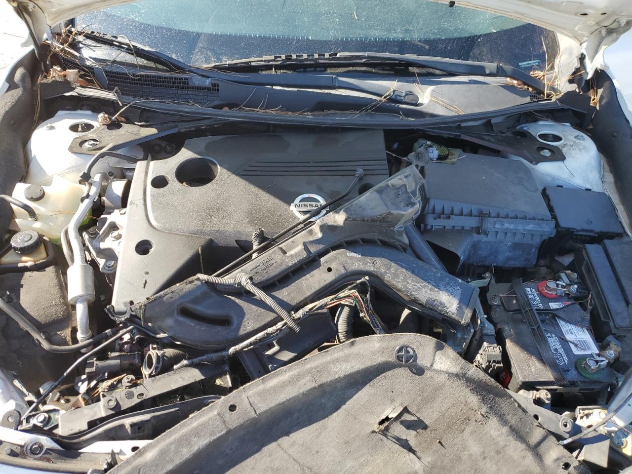 2015 Nissan Altima - Image 12