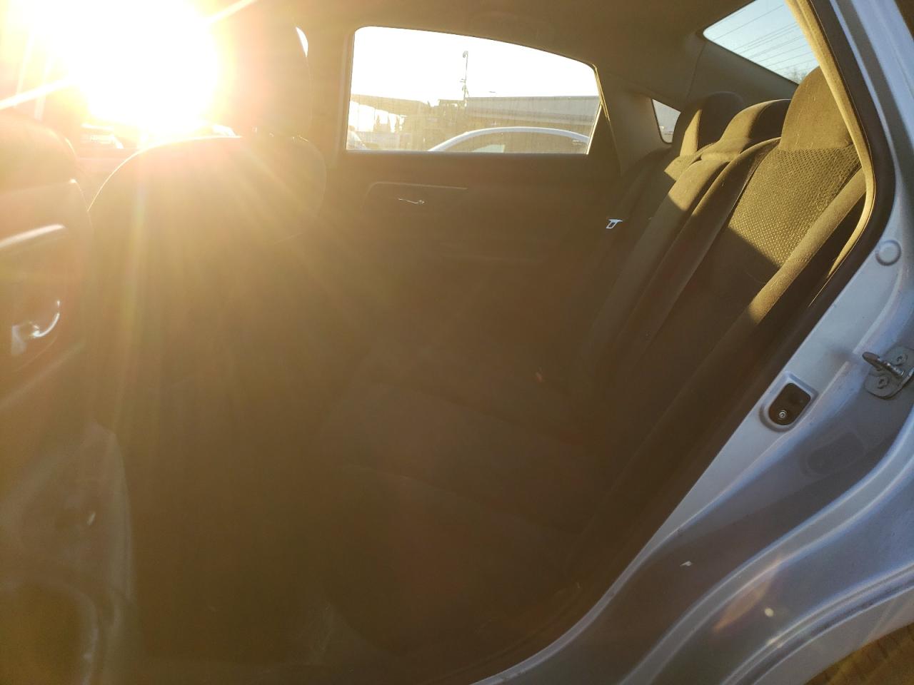 2015 Nissan Altima - Image 10