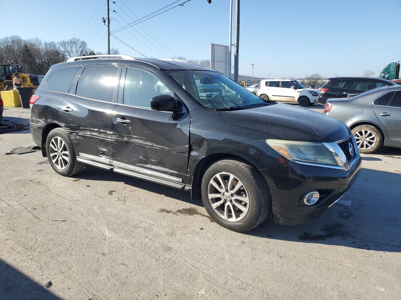2015 Nissan Pathfinder - Image 4