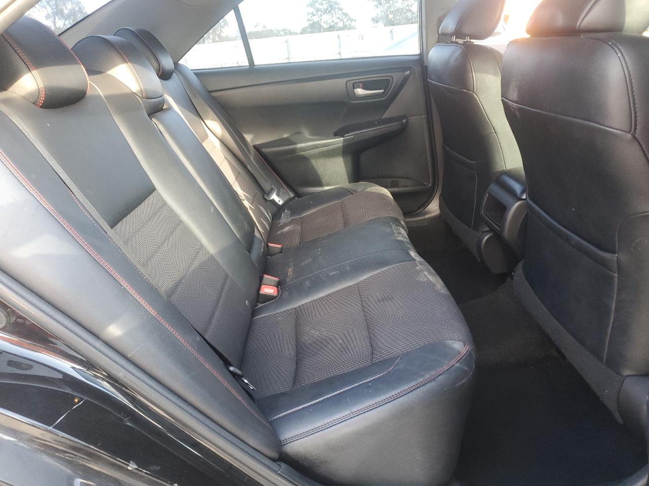2017 Toyota Camry - Image 10