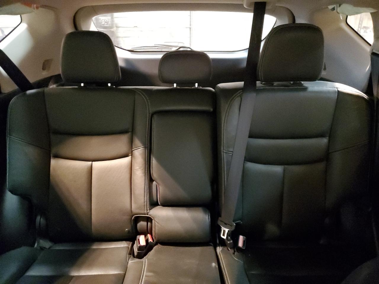 2015 Nissan Murano - Image 10