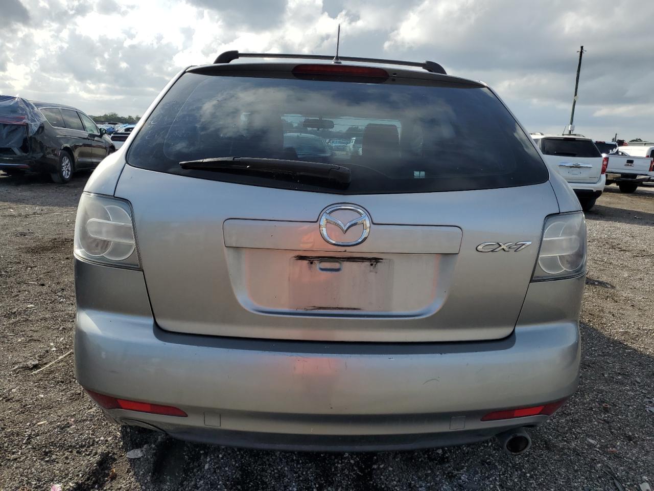 2010 Mazda CX-7 - Image 6