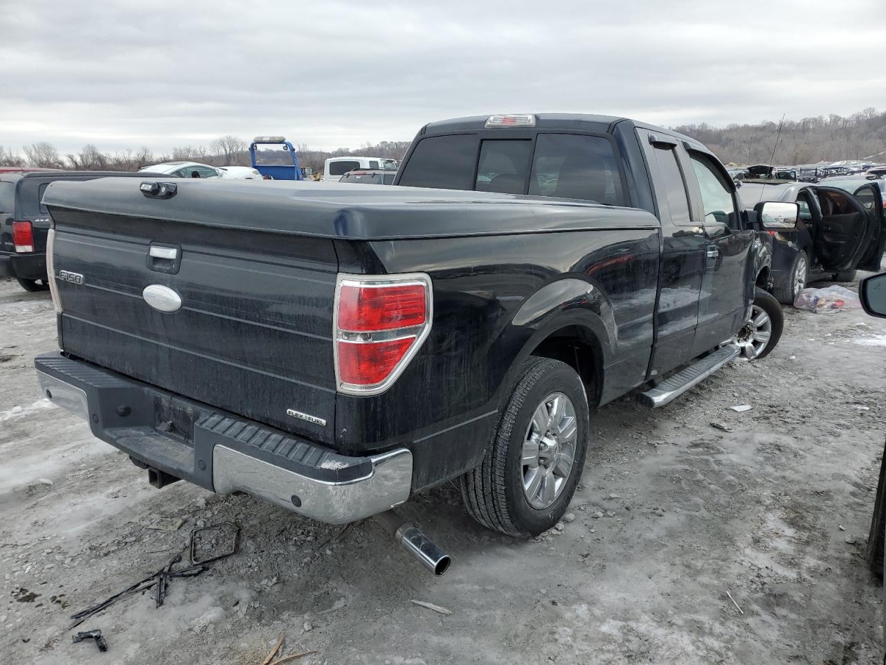 2011 Ford F-150 - Image 3