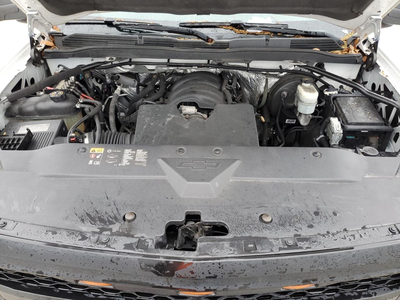 2015 Chevrolet Silverado - Image 13