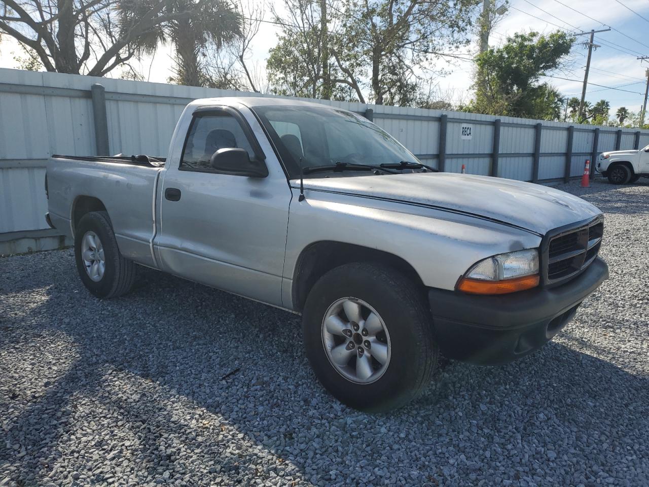 2003 Dodge Dakota - Image 4