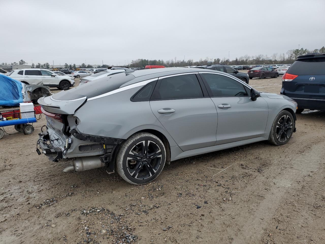 2022 Kia K5 - Image 3