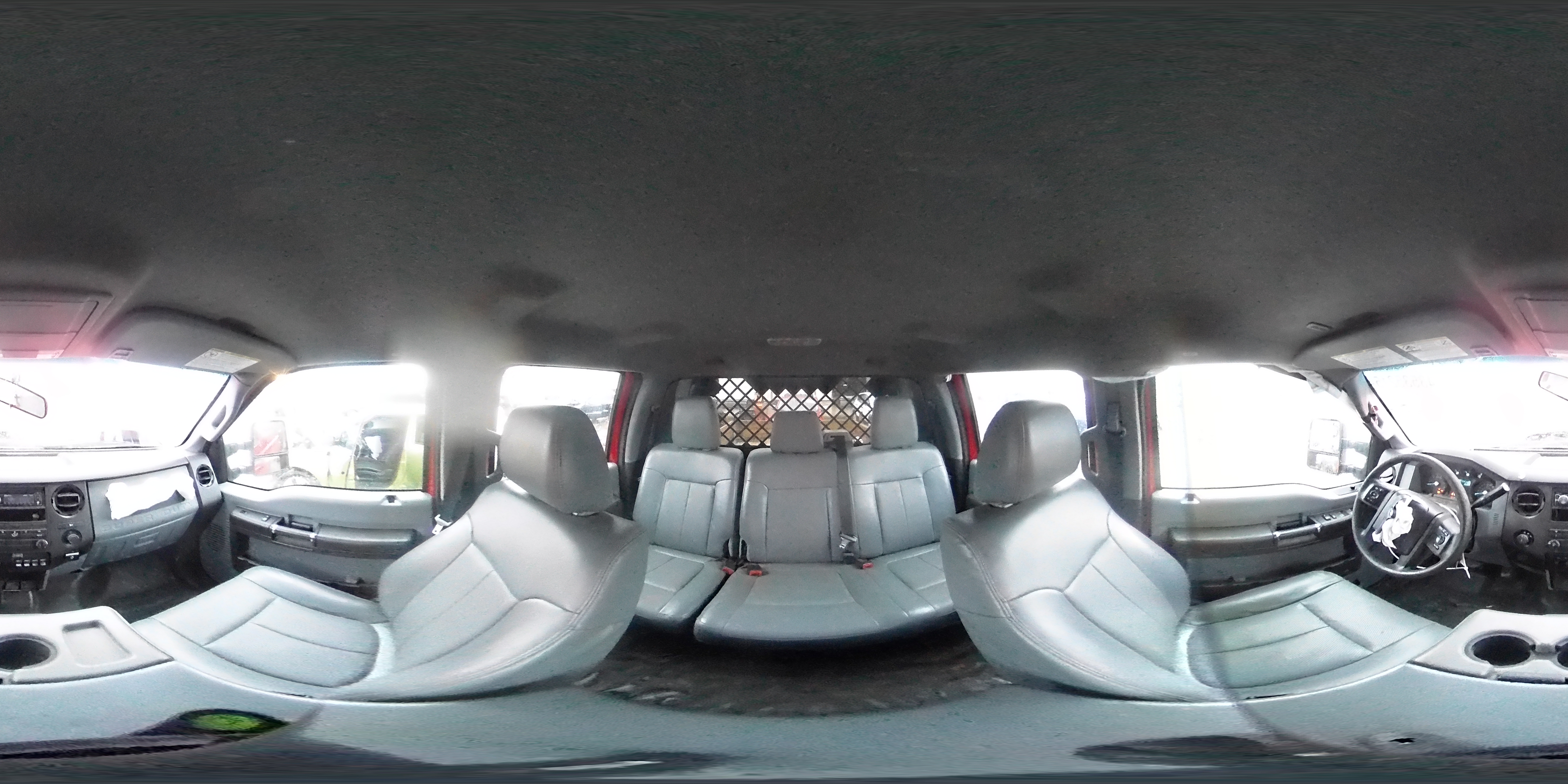 2015 Ford F250 - Image 13