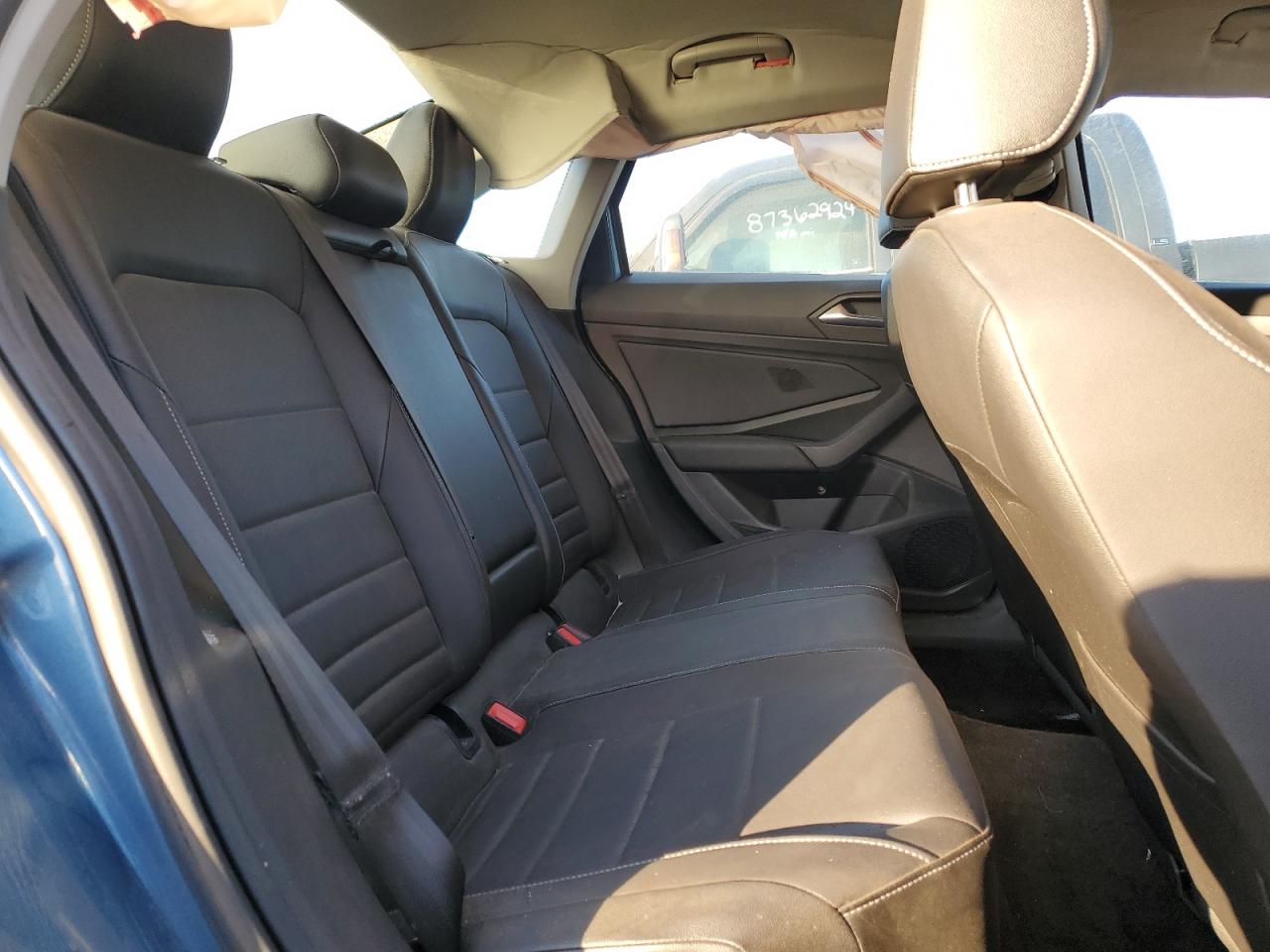 2021 Volkswagen Jetta - Image 10