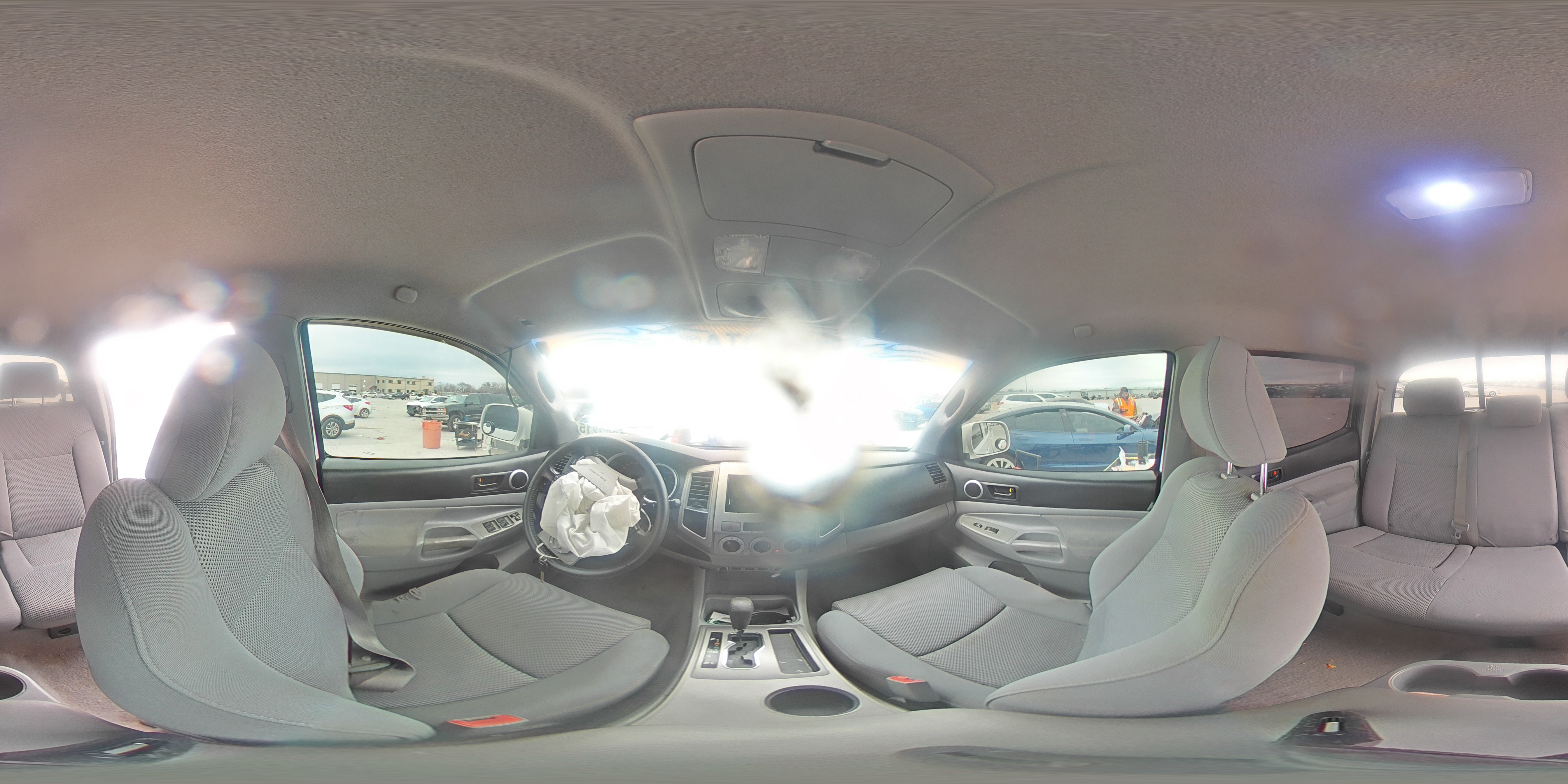 2009 Toyota Tacoma - Image 12