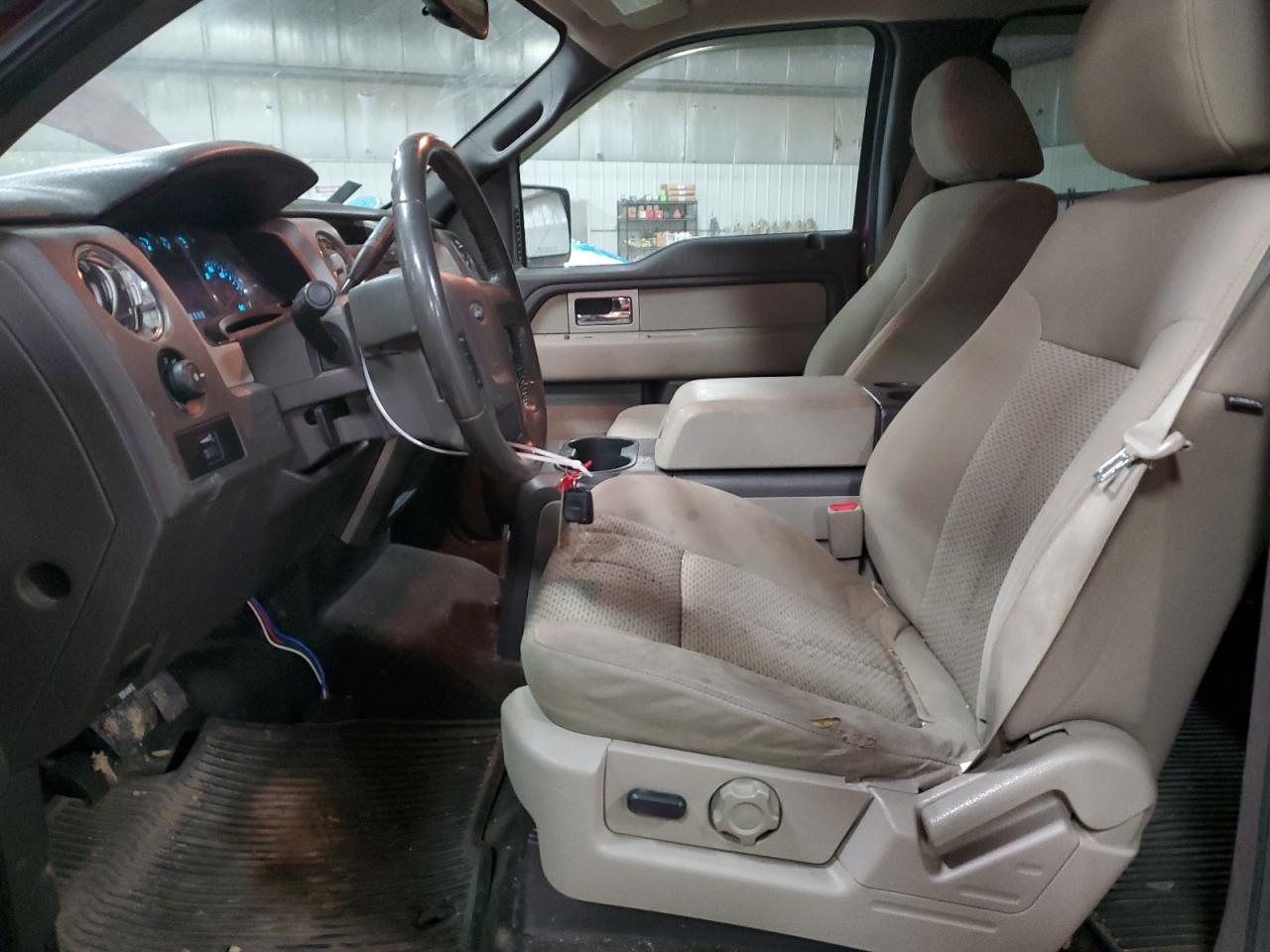 2010 Ford F-150 - Image 7