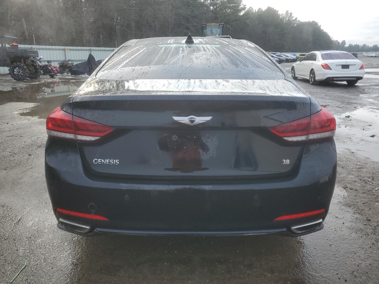 2015 Hyundai Genesis - Image 6