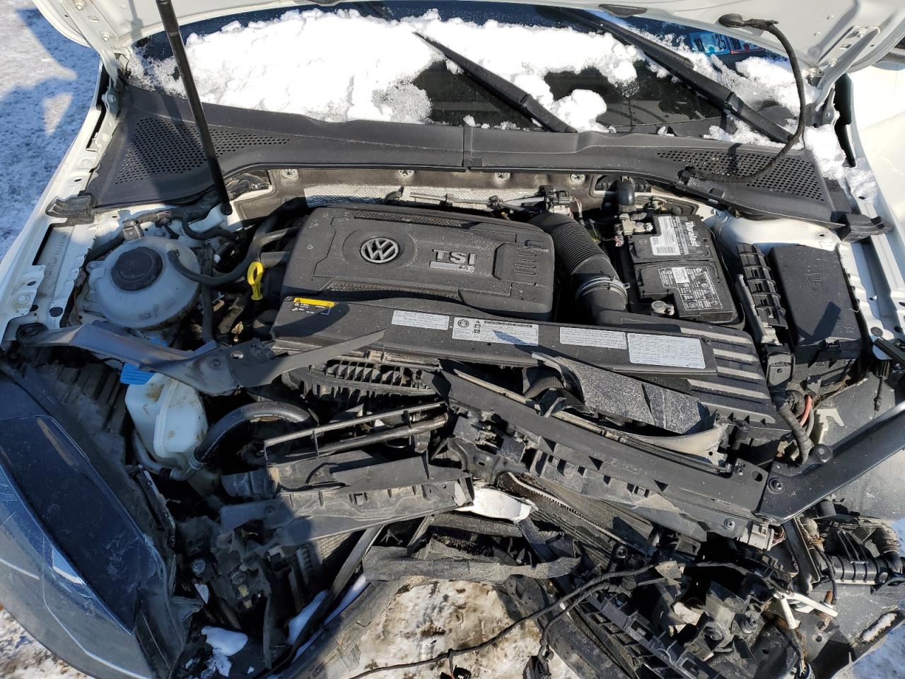 2018 Volkswagen Golf - Image 11