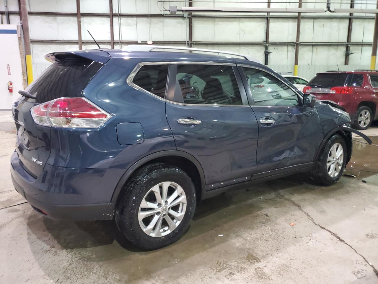 2016 Nissan Rogue - Image 3