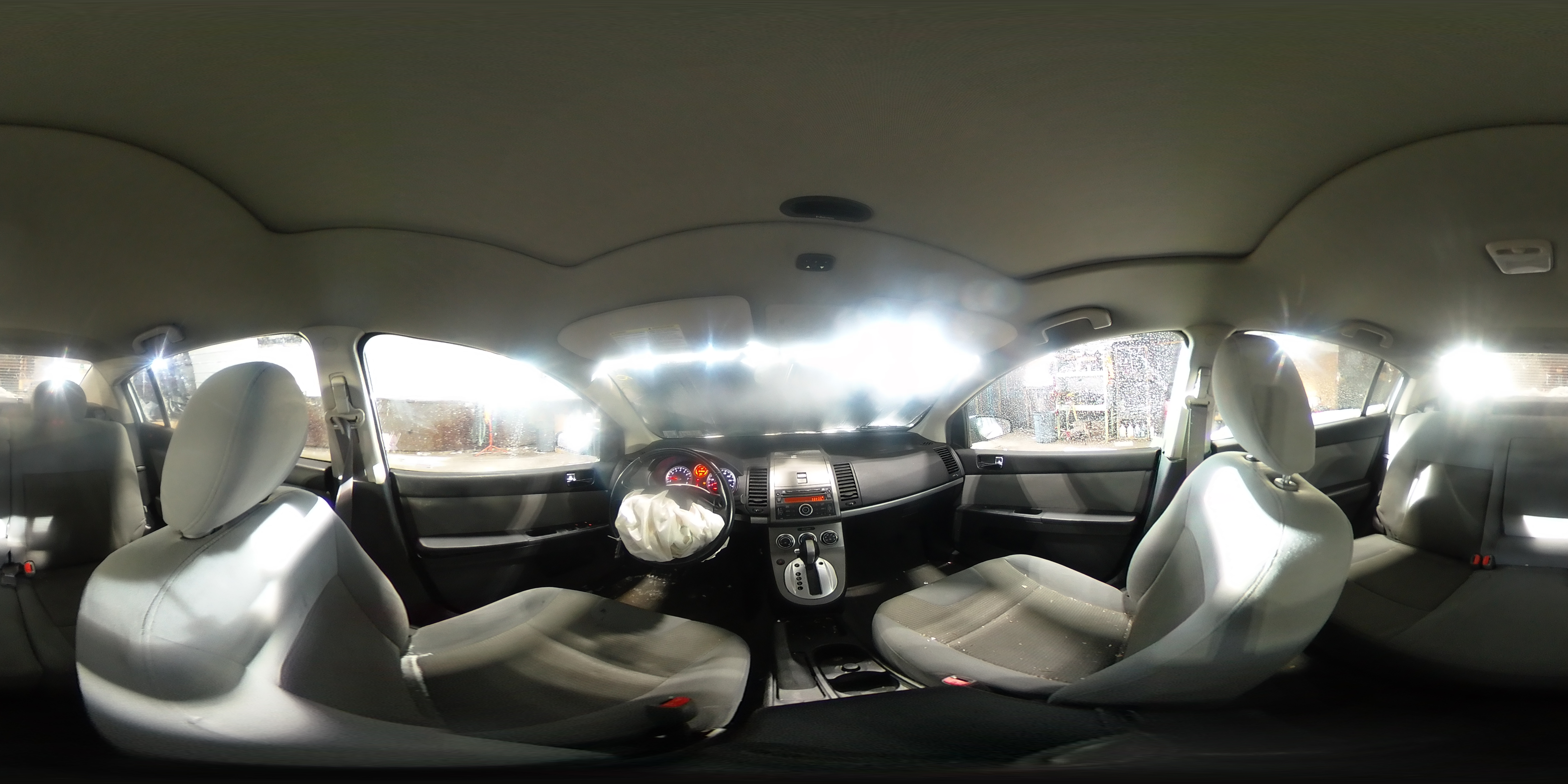 2010 Nissan Sentra - Image 12