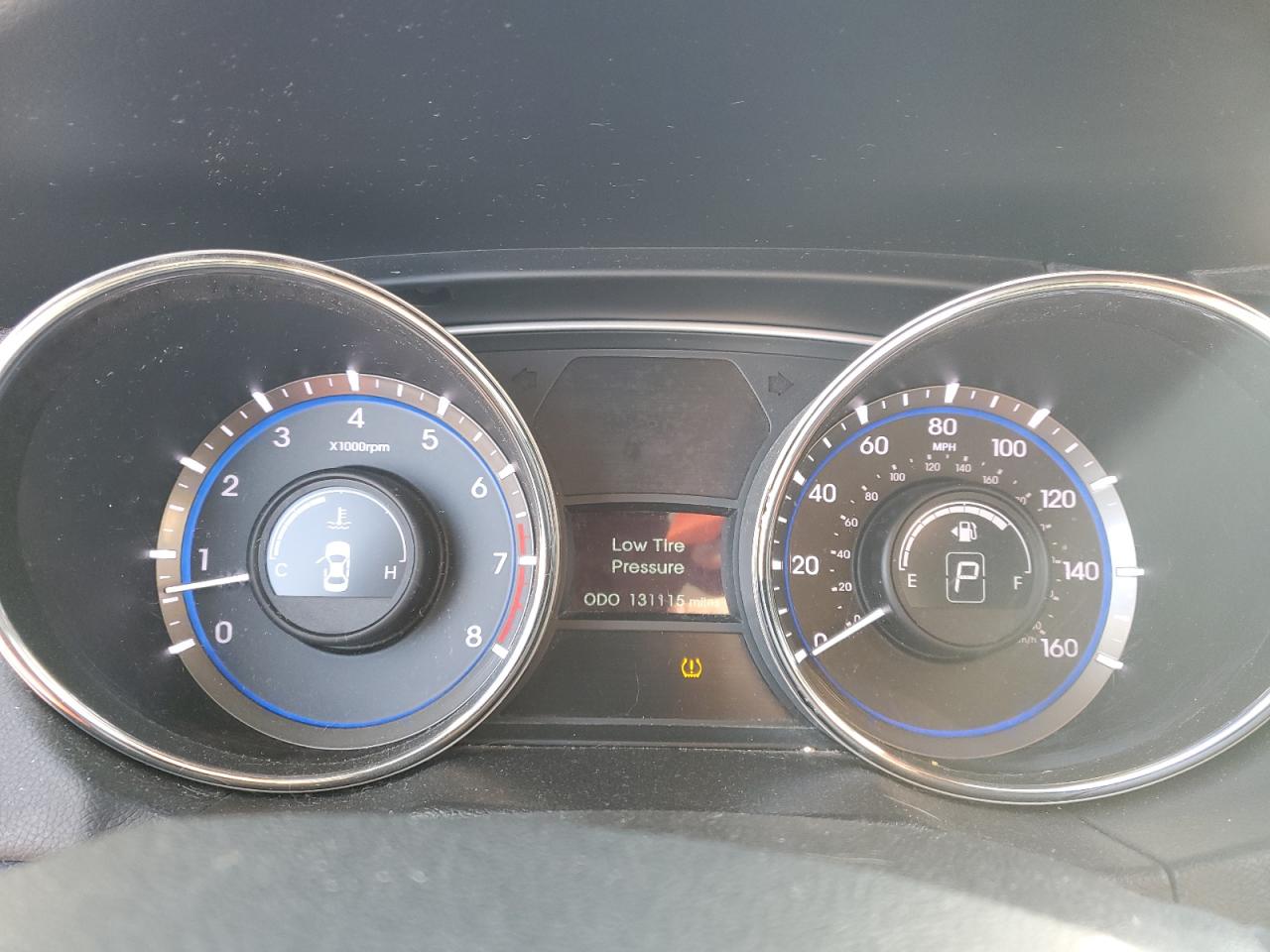 2013 Hyundai Sonata - Image 9