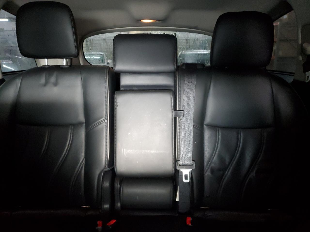 2013 Infiniti JX - Image 10