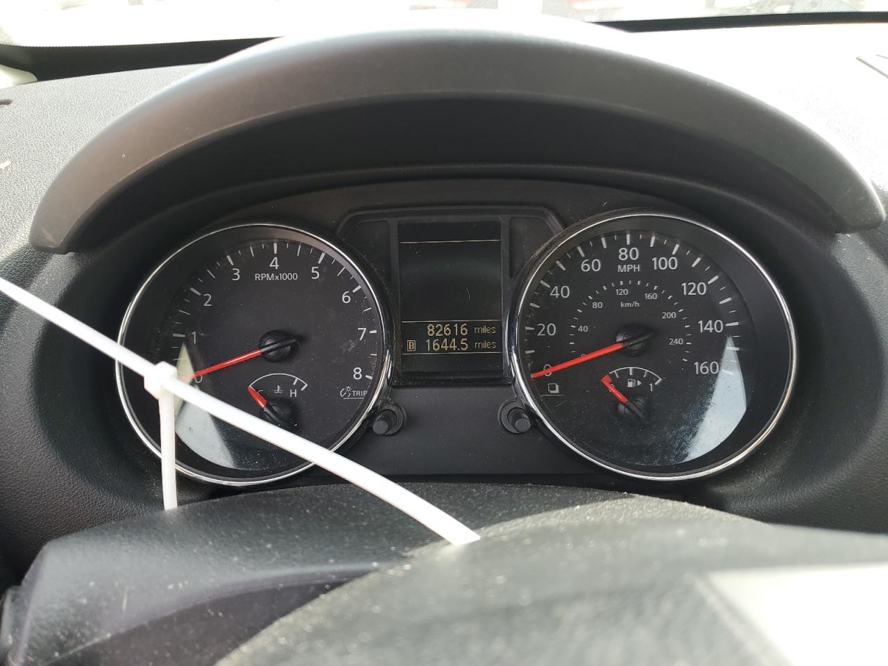 2015 Nissan Rogue - Image 9