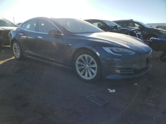  TESLA MODEL S 2018 Серебристый