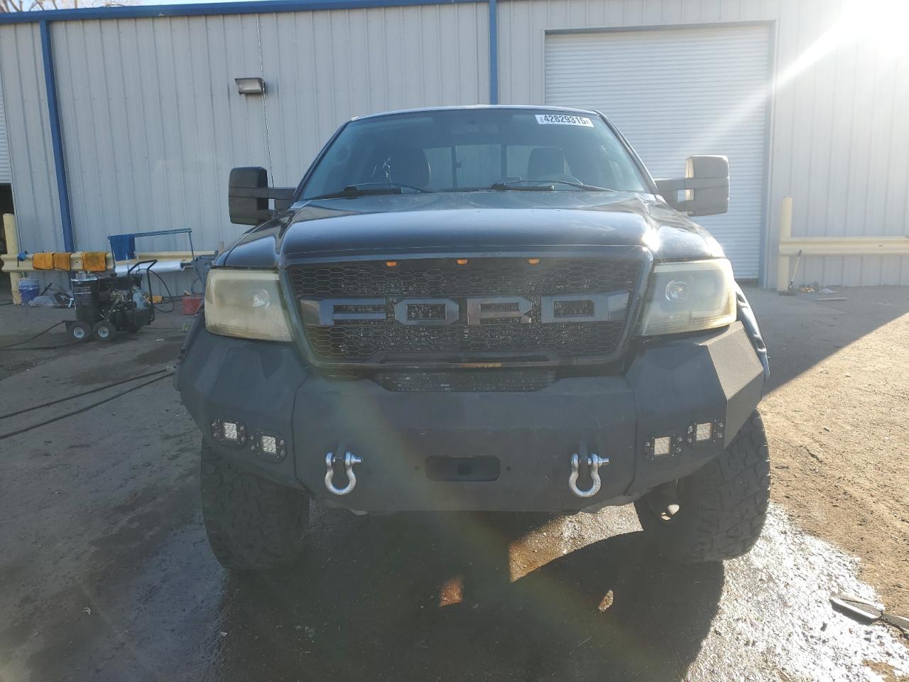 2005 Ford F-150 - Image 5